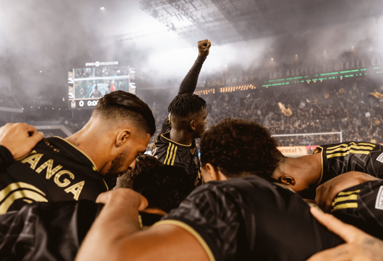LAFC gana 2-0 a Houston y disputará la final del campeonato de la MLS