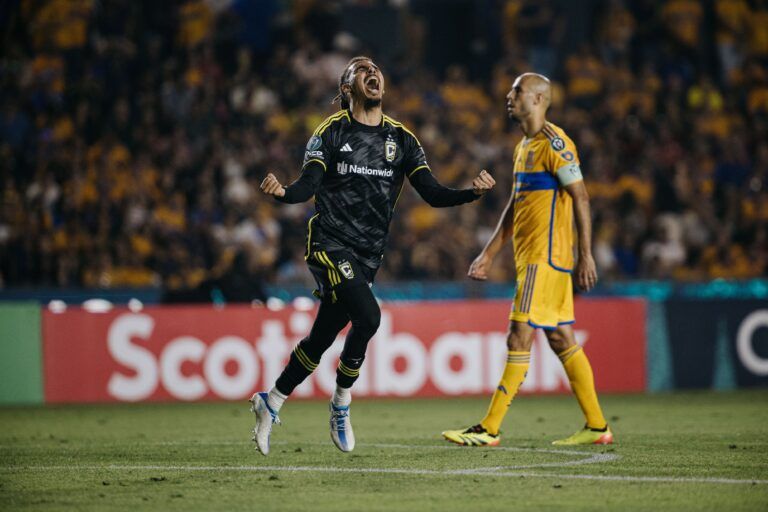 Columbus Crew elimina a Tigres en El Volcán