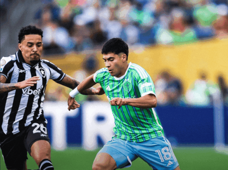 Botafogo vence 2-1 Seattle en el Mundial de Clubes