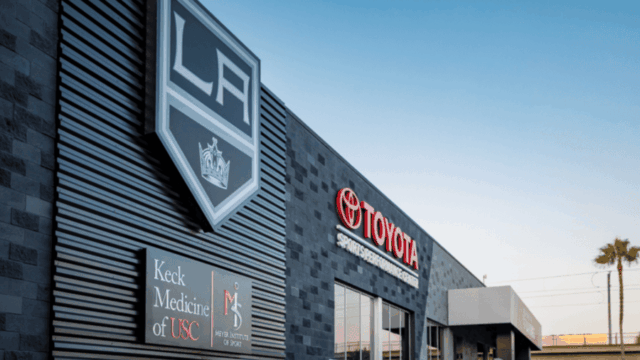 toyota-center-hockey